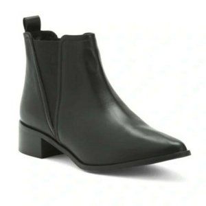 Fabianelli Black Leather Chelsea Pointy Toe Bootsmade in Italy. NWT Size 9 EU40